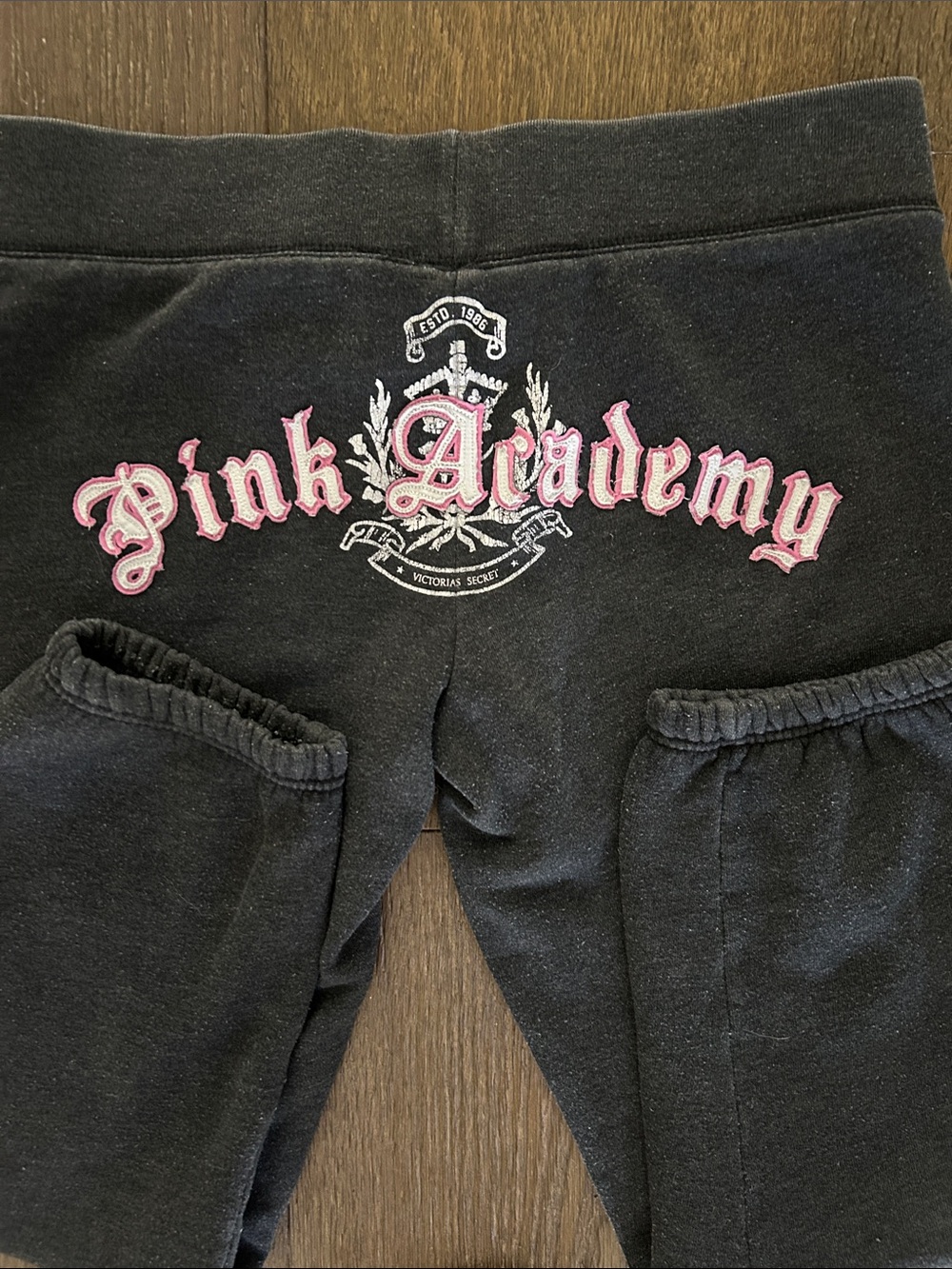 Y2K Pink Academy Cropped Sweatpants - Picture 8 of 9